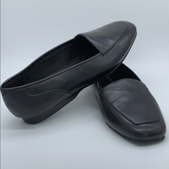 Vegan Leather Flat Loafer 7 - Picture 8 of 9